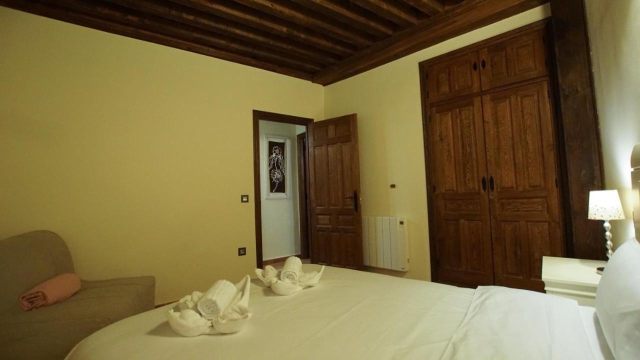 Apartamento Tiempo De Toledo: Catedral Exterior foto